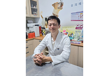 用平價醫療與初心陪伴守護毛小孩 新北動物醫院 林建良院長「社區毛孩家庭醫師」