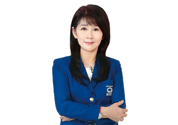 誠懇 正直 持續追求卓越 程鎧言憑愛心與專業成就保險服務