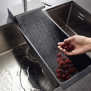 Hansgrohe 40963000<br>F14 廚房用多功能濾網瀝水籃<br>霧黑示意圖