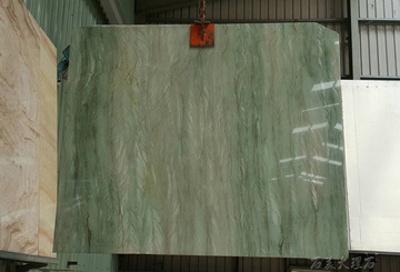 大理石浴室地面容易滑倒？防護與清潔做對才安全