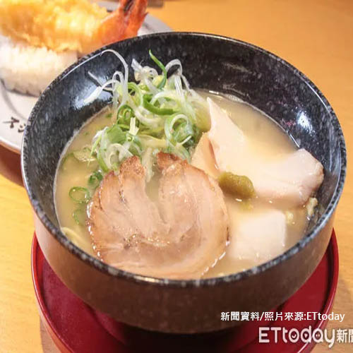 高雄拉麵迷也吃得到濃厚雞白湯拉麵　台灣壽司郎首次聯名雞吉君