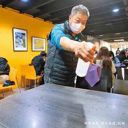 餐廳拉大桌距勤消毒 大家食安心