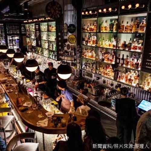 全球 100 大酒吧公布！台灣 5 間上榜，璀璨你的小酌時光