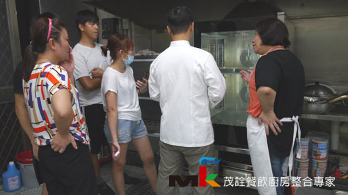 廚房設備選擇指南：從預算到品質的全面考量