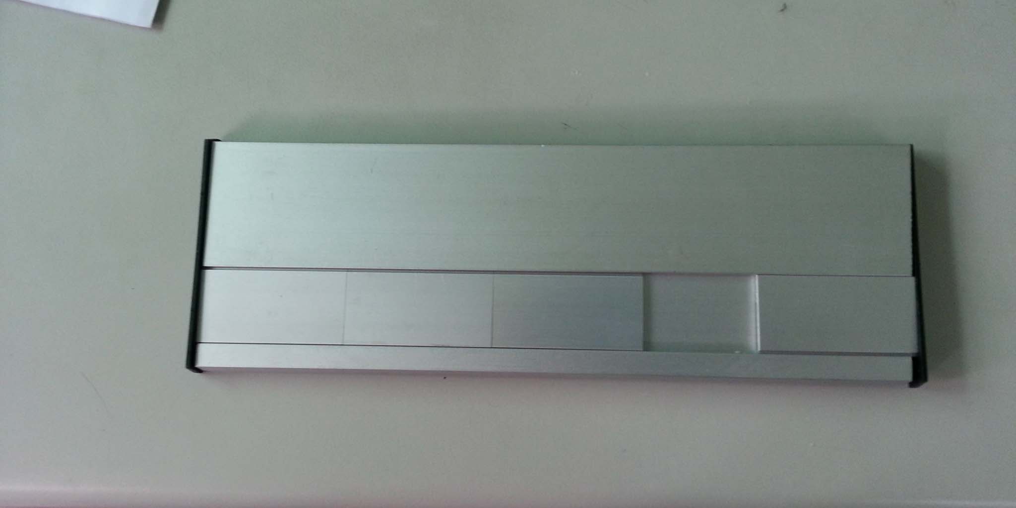 單位牌-平面板+軌道鋁合金圖示8x25cm