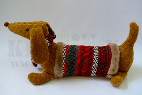 HearthHound™ Plush Sitter示意圖