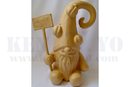 EcoGrove™ Paper Mâché Sitting Gnome示意圖