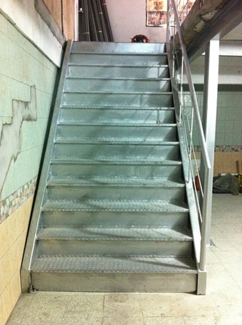 各式鐵樓梯設計安裝施工示意圖