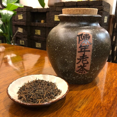 2010易武山熟普散茶(500公克/甕)示意圖