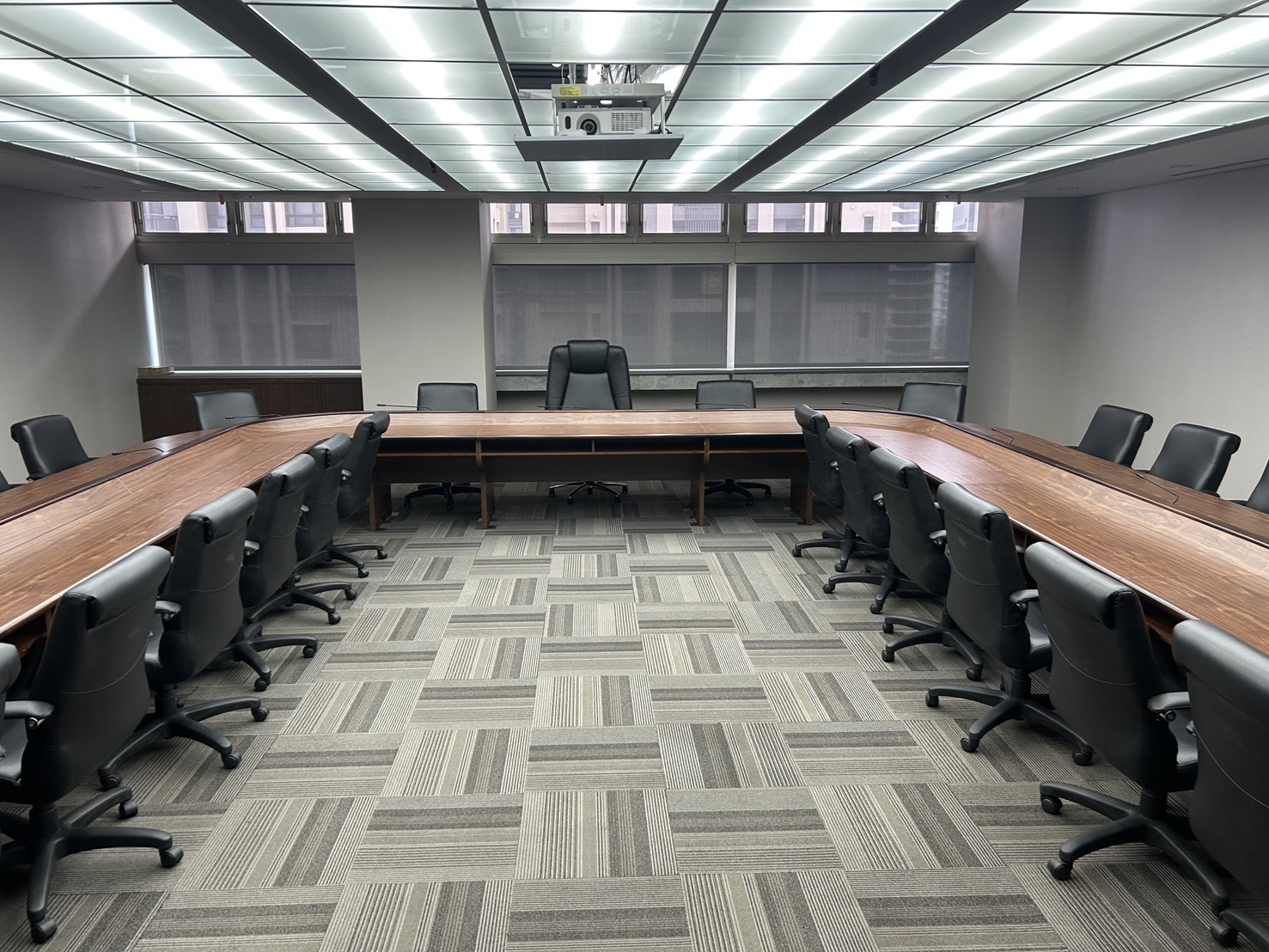 北棟1022會議室正視圖