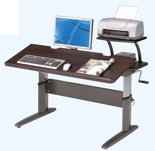 13-18 電腦桌示意圖