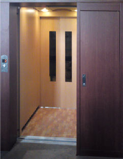 家用電梯乘場門示意圖