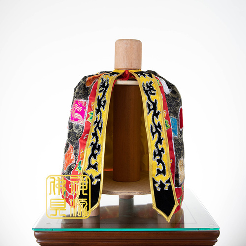 緹花布濟公衣示意圖