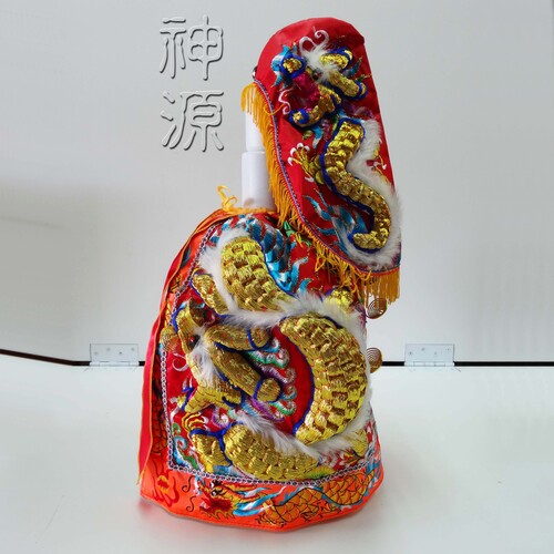 上衣龍袍+奉帽示意圖