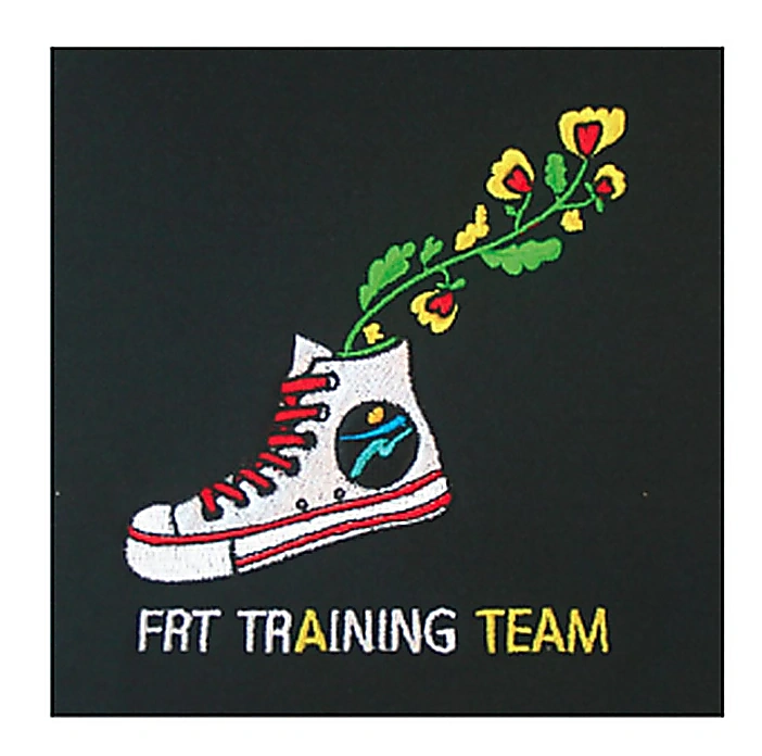 FRT TRAINING TEAM 慢跑鞋運動徽章刺繡 團體服刺繡範例 D&T衣的廠