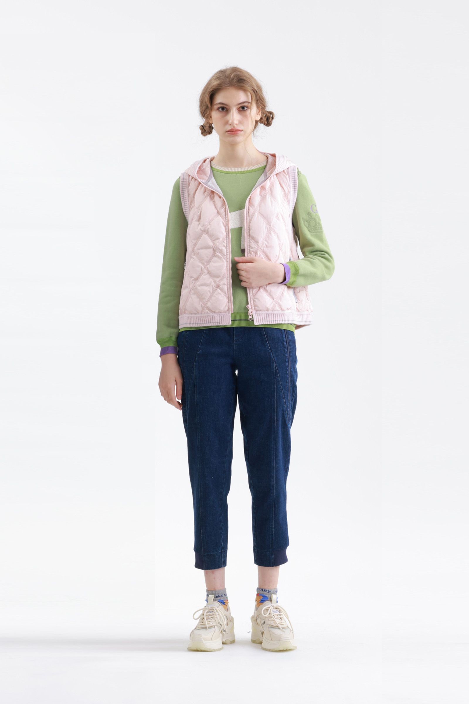 連帽帽羽絨背心示意圖