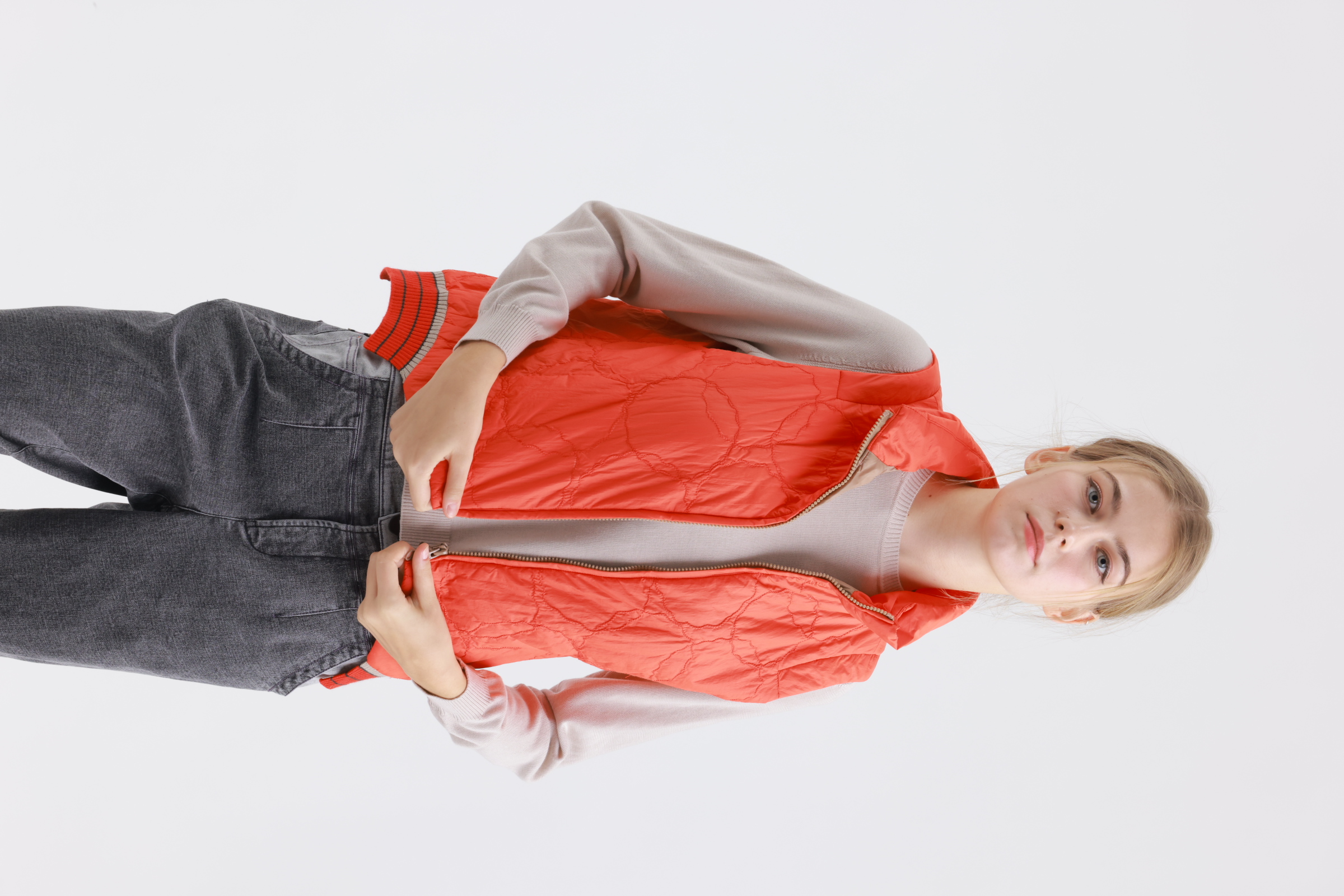 輕暖造型鋪棉背心示意圖