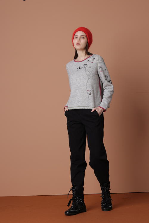 水墨畫梅珠飾內刷毛衛衣示意圖