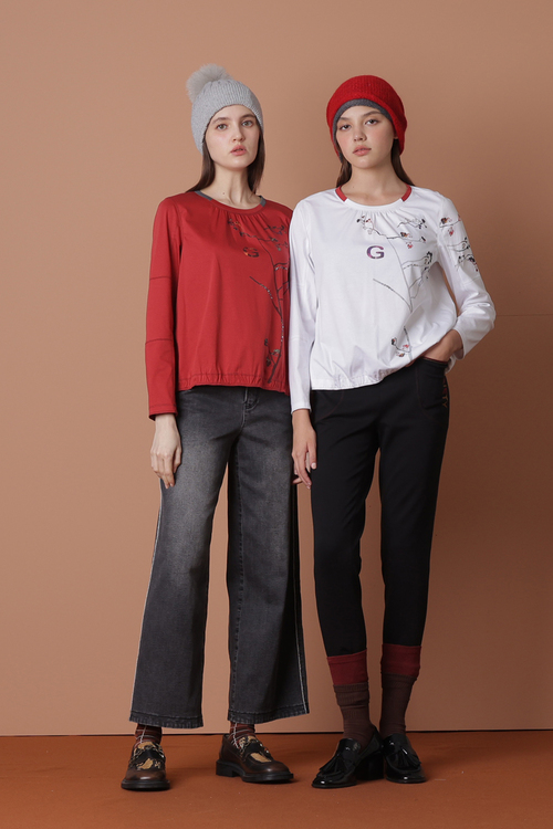 水墨畫梅T恤示意圖