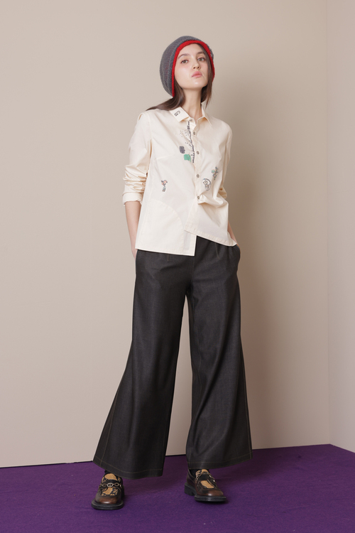 經典版型印花襯衫示意圖