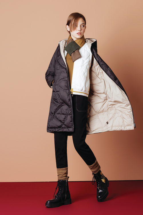 幾何壓紋羽絨連帽長外套示意圖