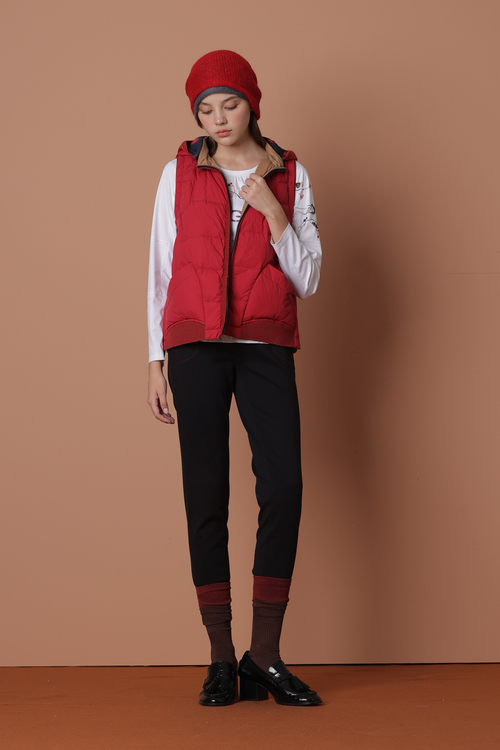 大口袋輕量羽絨背心示意圖