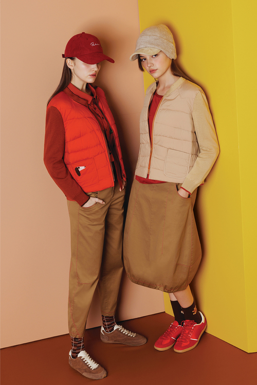 毛織拼接輕量羽絨外套示意圖