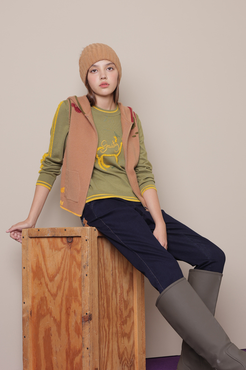 塗鴉縫線羊絨針織背心示意圖