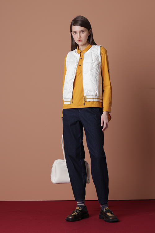 獨角獸刺繡鋪棉短背心示意圖