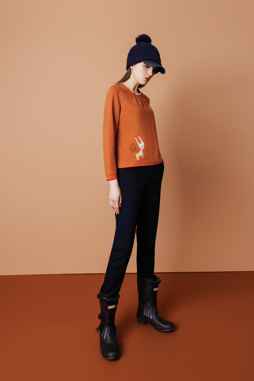 奇幻童話刺繡T恤示意圖