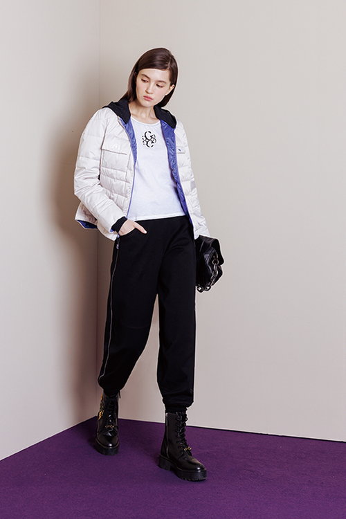 經典圖騰內搭T恤示意圖