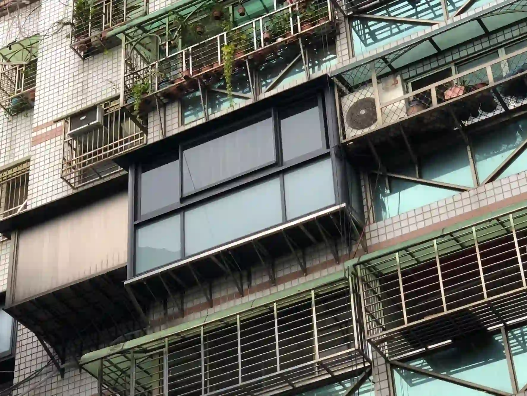 ⚑工程實績 | 新北 | 下雨天也能開窗通風 