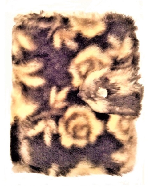 Furry 5 inch Organizer示意圖