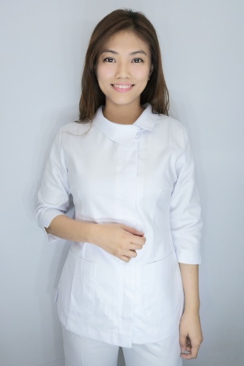B45017#白色七分袖護師服褲裝示意圖