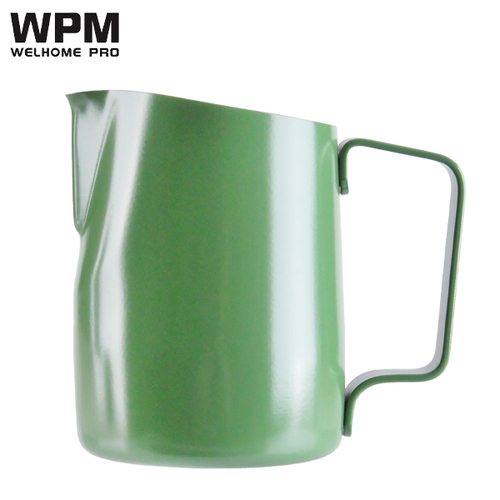 WPM斜口拉花杯450cc (大圓嘴)(淺綠)示意圖