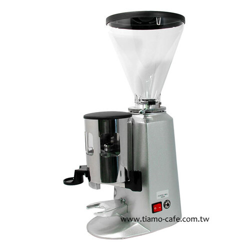 楊家 900N (營業用) 義式咖啡磨豆機 銀示意圖