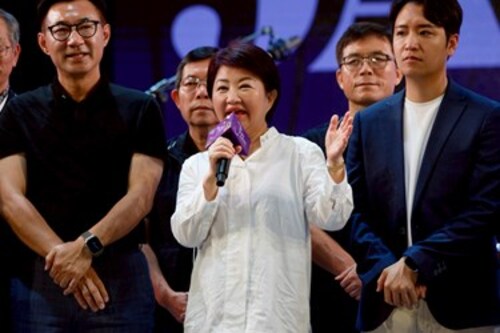 1141018「台中爵士音樂節」迎來第21屆盛典  15國陣容「人聲」饗宴  盧市長旋風式致詞：Let’s jazz together！示意圖