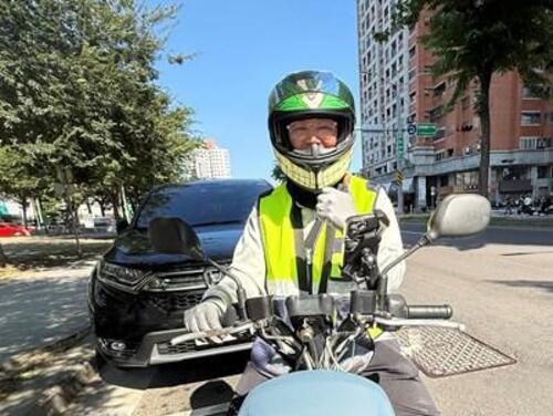 1141019車牌字母偷換秒識破 台中最強開單員眼明手快通報警方拖吊示意圖