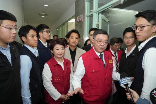 1141023中市府成立緊急應變小組、啟動跨局處防疫網絡 盧秀燕市長：全力守護市民健康與產業未來 行政院長卓榮泰：應變中心已展開120小時黃金作戰時間示意圖