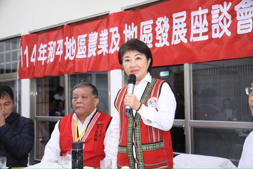 1141128盧秀燕市長深入大雪山關懷農民 傾聽和平地區發展心聲示意圖