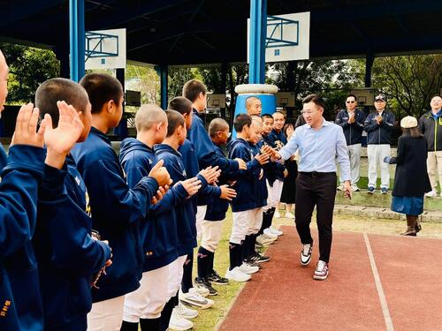 1141204揮桿助攻、力挺棒球！江啟臣牽線豐原高爾夫俱樂部 捐款經費力挺豐陽國中棒球隊示意圖