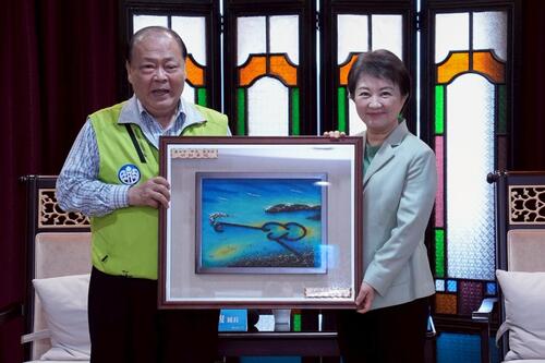 1141218澎湖縣長陳光復率69人大團訪台中市府 盧市長分享數位與智慧治理經驗示意圖