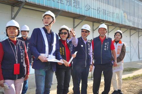 1150115全國首座國際AFC等級足球場地！「台中市國際足球運動休閒園區」進度達7成、力拼今年底完工啟用示意圖