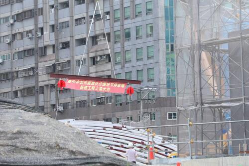 1150508台中北屯區敦化公園地下停車場上梁 盧市長：紓解當地停車需求力拚年底完工示意圖