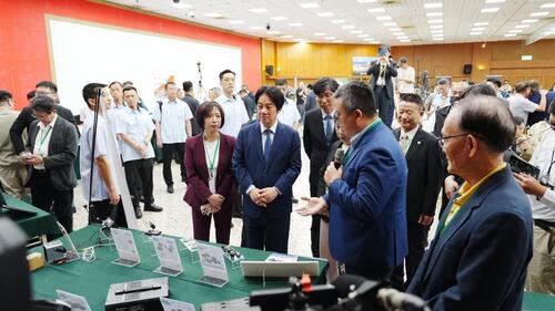 1150609無人機國家隊將成軍 賴清德喊：我不會放棄！兩年預算一起審「怎麼審！何欣純：台中升級為智慧製造新核心 江啓臣：遺憾中央政府的政策忽略臺中示意圖