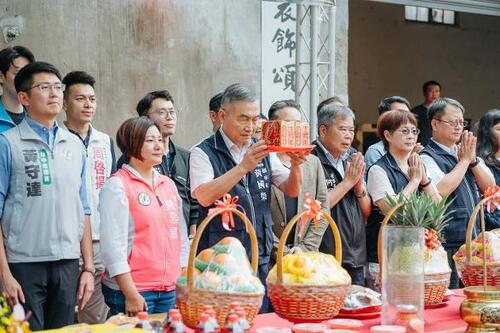 1150724台中驛「新民街倉庫群」修復工程開工 黃副市長：注入文化活力、孵化展演新地標！示意圖