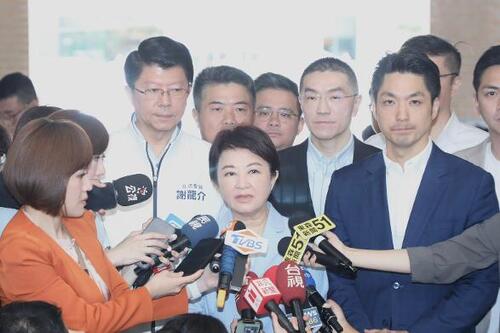 1150724赴立法院為食安發聲 盧秀燕：中央決策荒腔走板 有些人就是癌細胞 蔣萬安質疑：護航業者、包庇、圖利？示意圖
