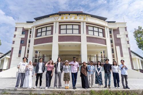 1150225《遠見》2026企業最愛大學生調查出爐 中興大學躍升全國第九 中部一般大學第一、農林漁牧業第一示意圖