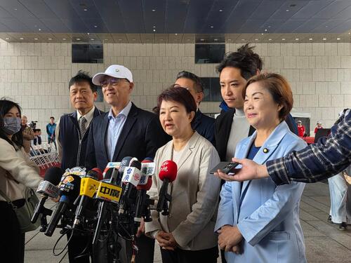 1150304熱血臺中 2026捐血嘉年華台中首航 盧秀燕市長、戴永輝董事長號召市民捐血傳愛 捐200萬 盼文教資源深耕台中示意圖