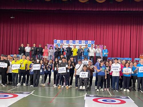1150321彈珠遊戲變身奧運項目！台中議長盃地板冰壺賽熱鬧開打 12歲至80歲跨代競技示意圖